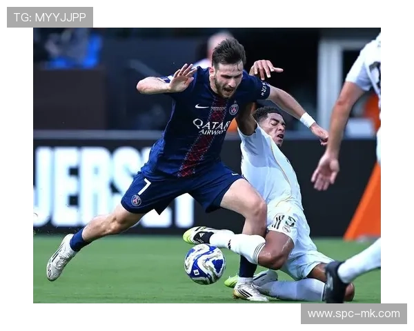 药厂门将致命失误，欧冠主场优势荡然无存