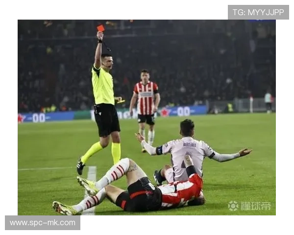 马竞防线场均失1.5球,三中卫体系被边路传中破解 马竞防线场均失1.5球,三中卫体系被边路传中破解